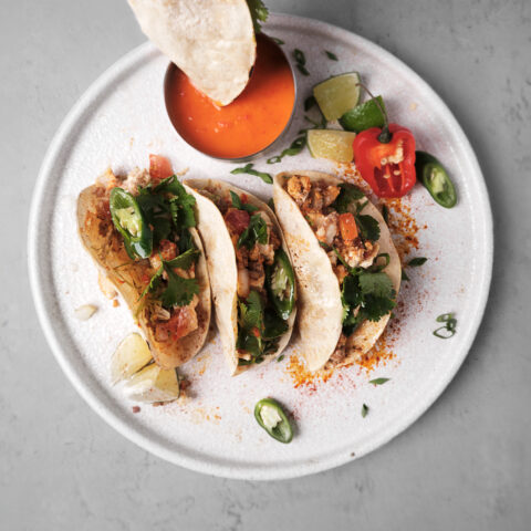 A Flavor Fiesta: Pairing Habanero Hot Sauce with Tacos for a Spicy Sensation